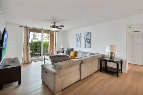 19601 E Country Club Drive Aventura FL 33180