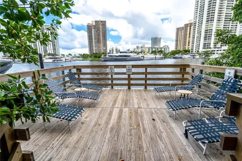 19601 E Country Club Drive Aventura FL 33180