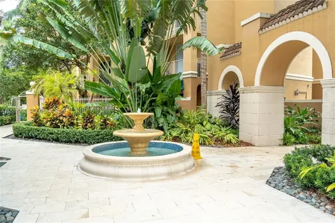 19601 E Country Club Drive Aventura FL 33180