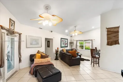 6958 NW Hartney Way Port St. Lucie FL 34983