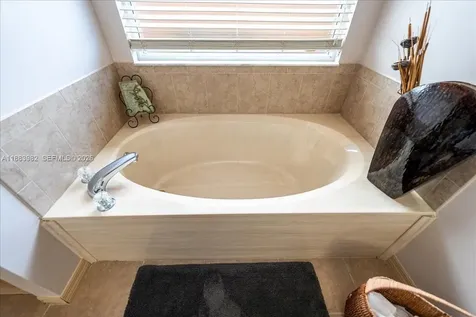 6958 NW Hartney Way Port St. Lucie FL 34983
