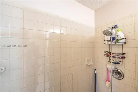 6958 NW Hartney Way Port St. Lucie FL 34983