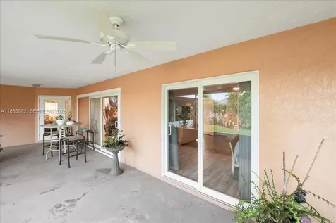 6958 NW Hartney Way Port St. Lucie FL 34983