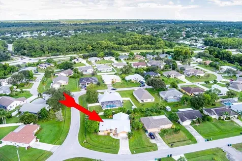 6958 NW Hartney Way Port St. Lucie FL 34983