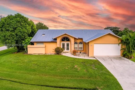 6958 NW Hartney Way Port St. Lucie FL 34983