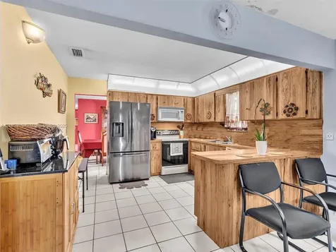 228 SW 5th Avenue Hallandale Beach FL 33009
