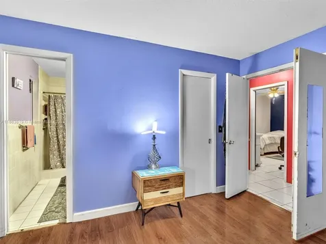 228 SW 5th Avenue Hallandale Beach FL 33009