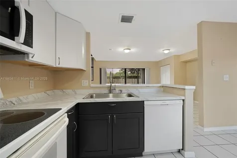3208 San Remo Circle Homestead FL 33035
