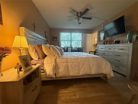2726 NW 104th Avenue Sunrise FL 33322