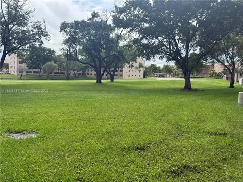 2726 NW 104th Avenue Sunrise FL 33322