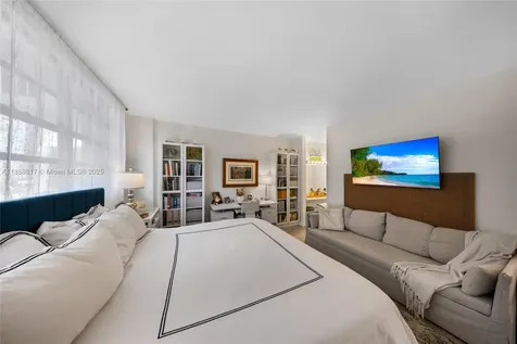 800 West Avenue Miami Beach FL 33139