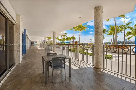 800 West Avenue Miami Beach FL 33139