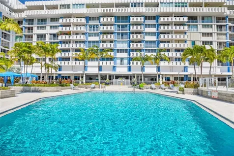 800 West Avenue Miami Beach FL 33139