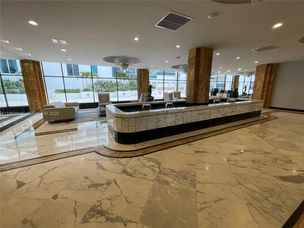 2751 S Ocean Drive Hollywood FL 33019