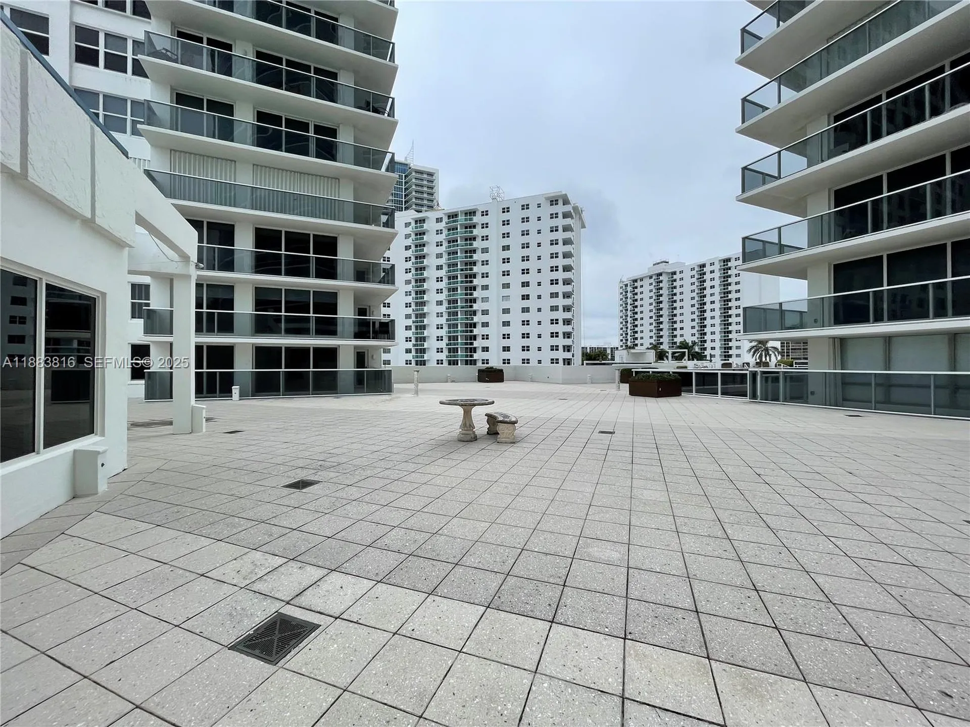 2751 S Ocean Drive Hollywood FL 33019