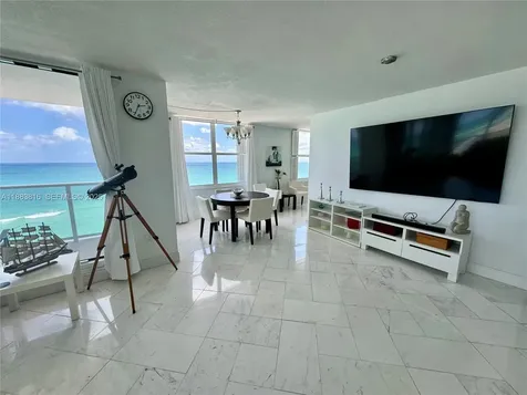 2751 S Ocean Drive Hollywood FL 33019