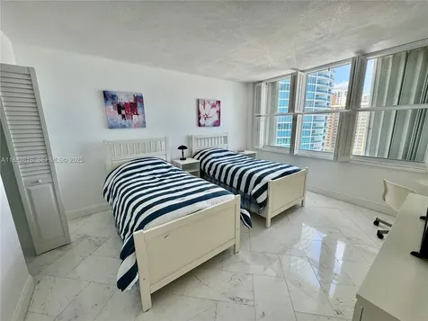 2751 S Ocean Drive Hollywood FL 33019