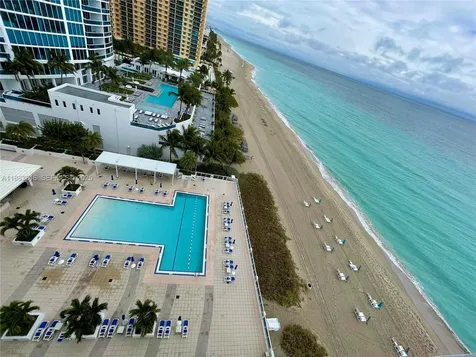 2751 S Ocean Drive Hollywood FL 33019