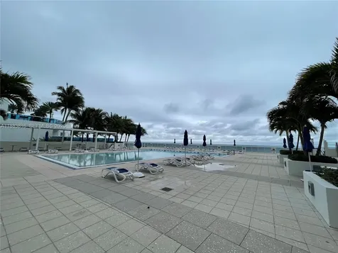 2751 S Ocean Drive Hollywood FL 33019