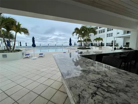 2751 S Ocean Drive Hollywood FL 33019