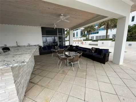 2751 S Ocean Drive Hollywood FL 33019