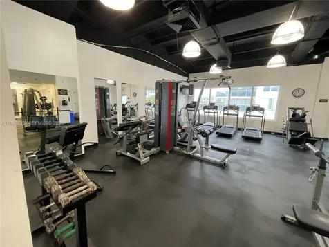 2751 S Ocean Drive Hollywood FL 33019