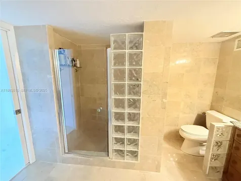 2751 S Ocean Drive Hollywood FL 33019
