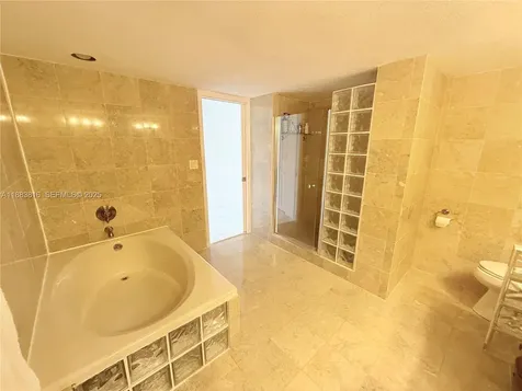 2751 S Ocean Drive Hollywood FL 33019