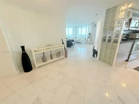 2751 S Ocean Drive Hollywood FL 33019