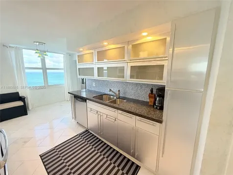 2751 S Ocean Drive Hollywood FL 33019