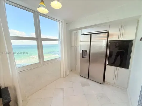 2751 S Ocean Drive Hollywood FL 33019