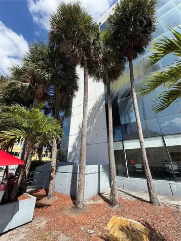 4445 W 16th Avenue Hialeah FL 33012