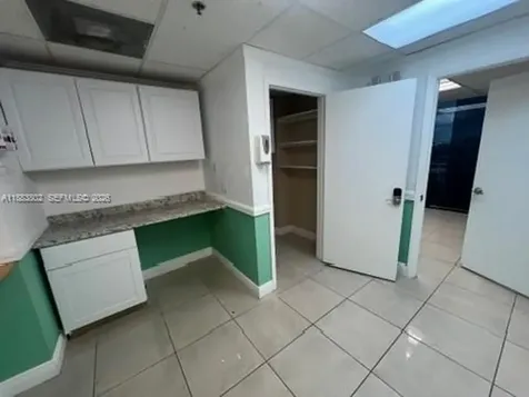 4445 W 16th Avenue Hialeah FL 33012