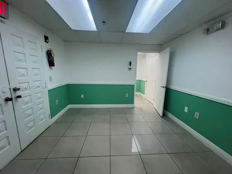 4445 W 16th Avenue Hialeah FL 33012