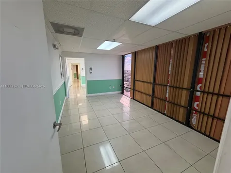 4445 W 16th Avenue Hialeah FL 33012