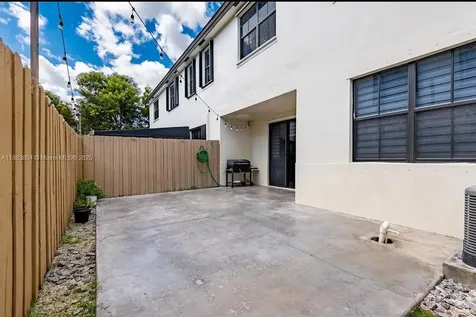 22509 SW 102nd Avenue Miami FL 33190