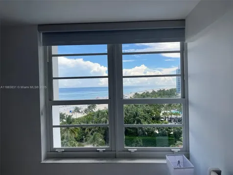 100 Lincoln Road Miami Beach FL 33139