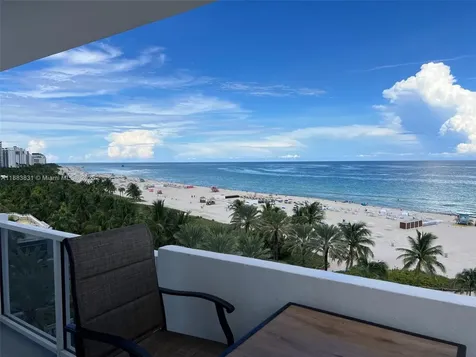 100 Lincoln Road Miami Beach FL 33139