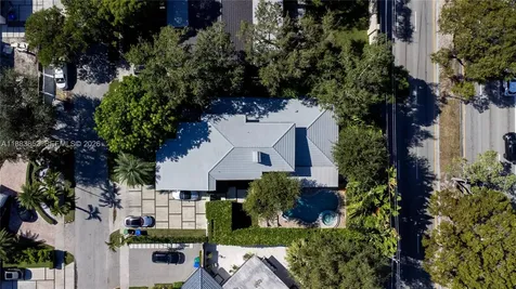 79 W Shore Drive Miami FL 33133