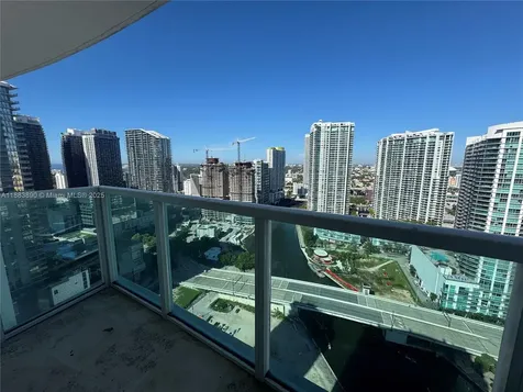 31 SE 5th Street Miami FL 33131
