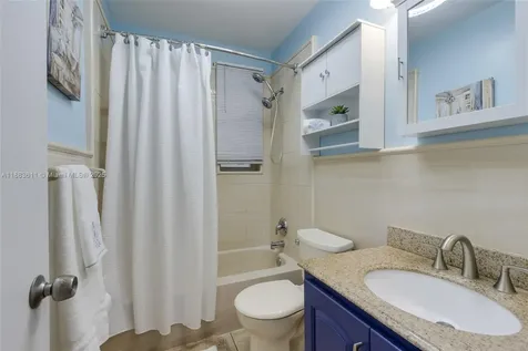 210 SW 64th Avenue Pembroke Pines FL 33023