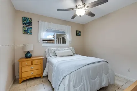 210 SW 64th Avenue Pembroke Pines FL 33023