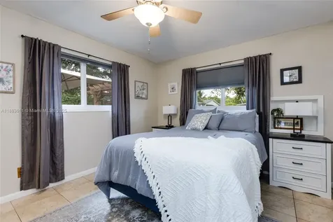 210 SW 64th Avenue Pembroke Pines FL 33023