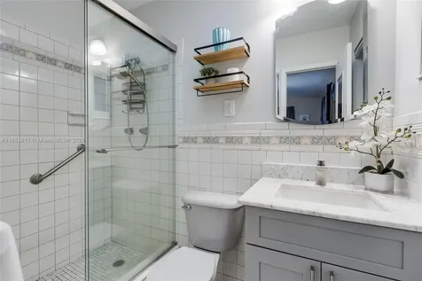 210 SW 64th Avenue Pembroke Pines FL 33023