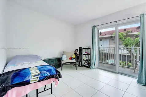 6916 NW 166th Terrace Miami Lakes FL 33014