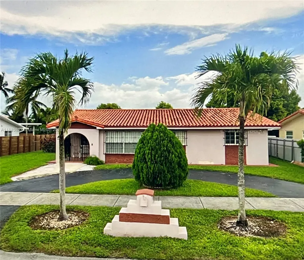 8947 SW 12th Street Miami FL 33174