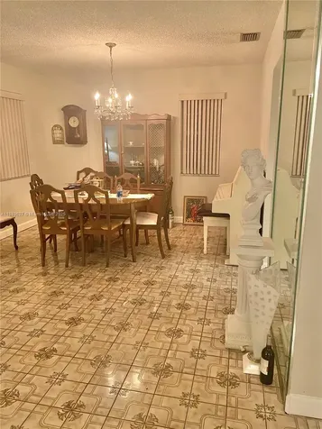 8947 SW 12th Street Miami FL 33174