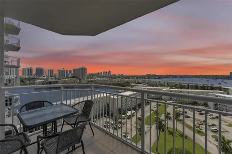 18021 Biscayne Boulevard Aventura FL 33160