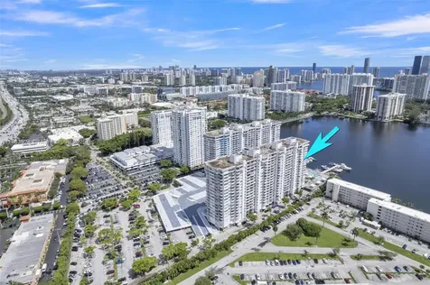 18021 Biscayne Boulevard Aventura FL 33160