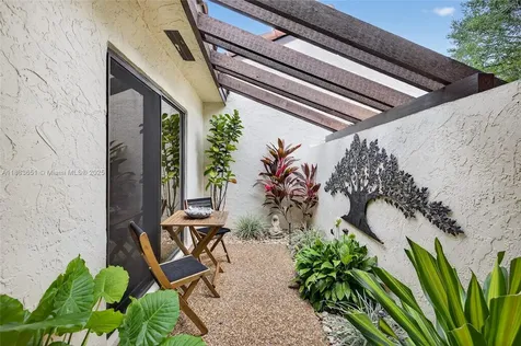 21695 Arriba Real Boca Raton FL 33433